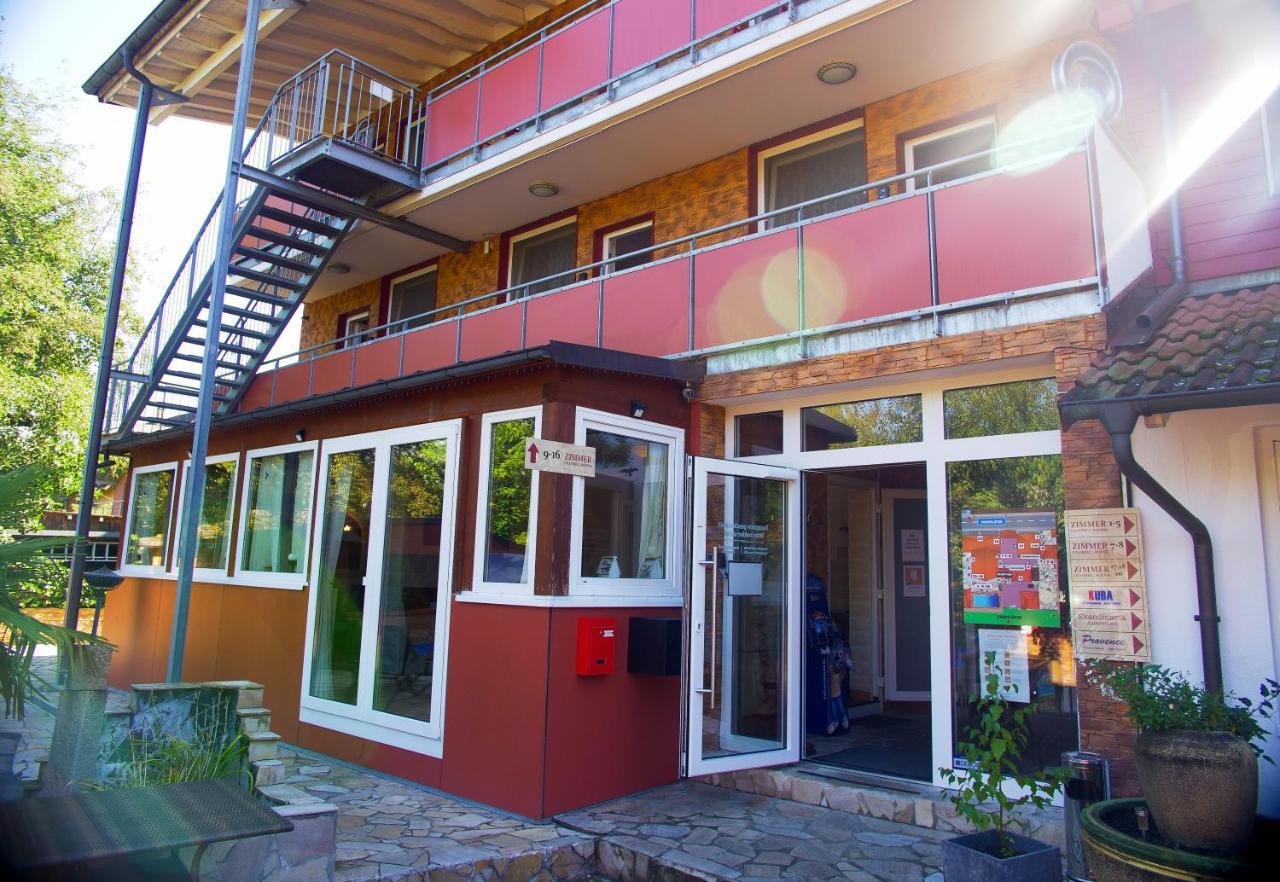 鲁斯特 帕克布里克旅馆酒店 外观 照片